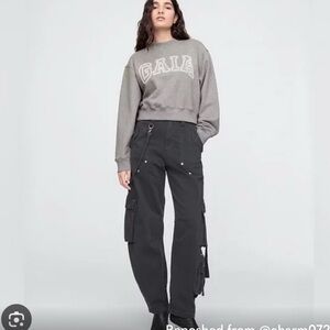 GAP X Cult Gaia black cargo barrel jeans Size 4